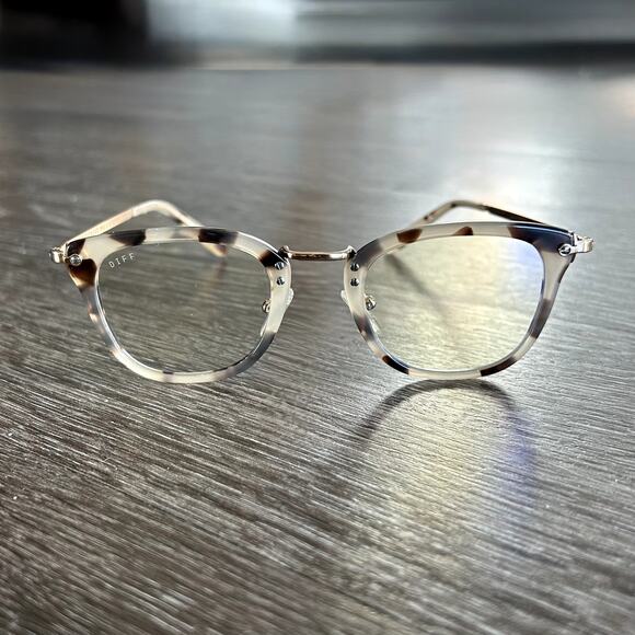 EUC Diff Eyewear Rue Blue Light Glasses Himalayan Tortoise Beige Frame 46mm Lens - Picture 7 of 15